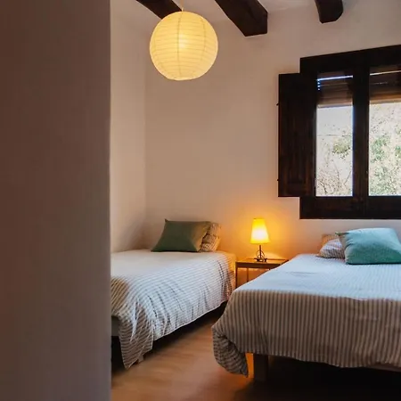 100 Meters From The Beach Of Fresh And Comfortable -tamariu Perica *